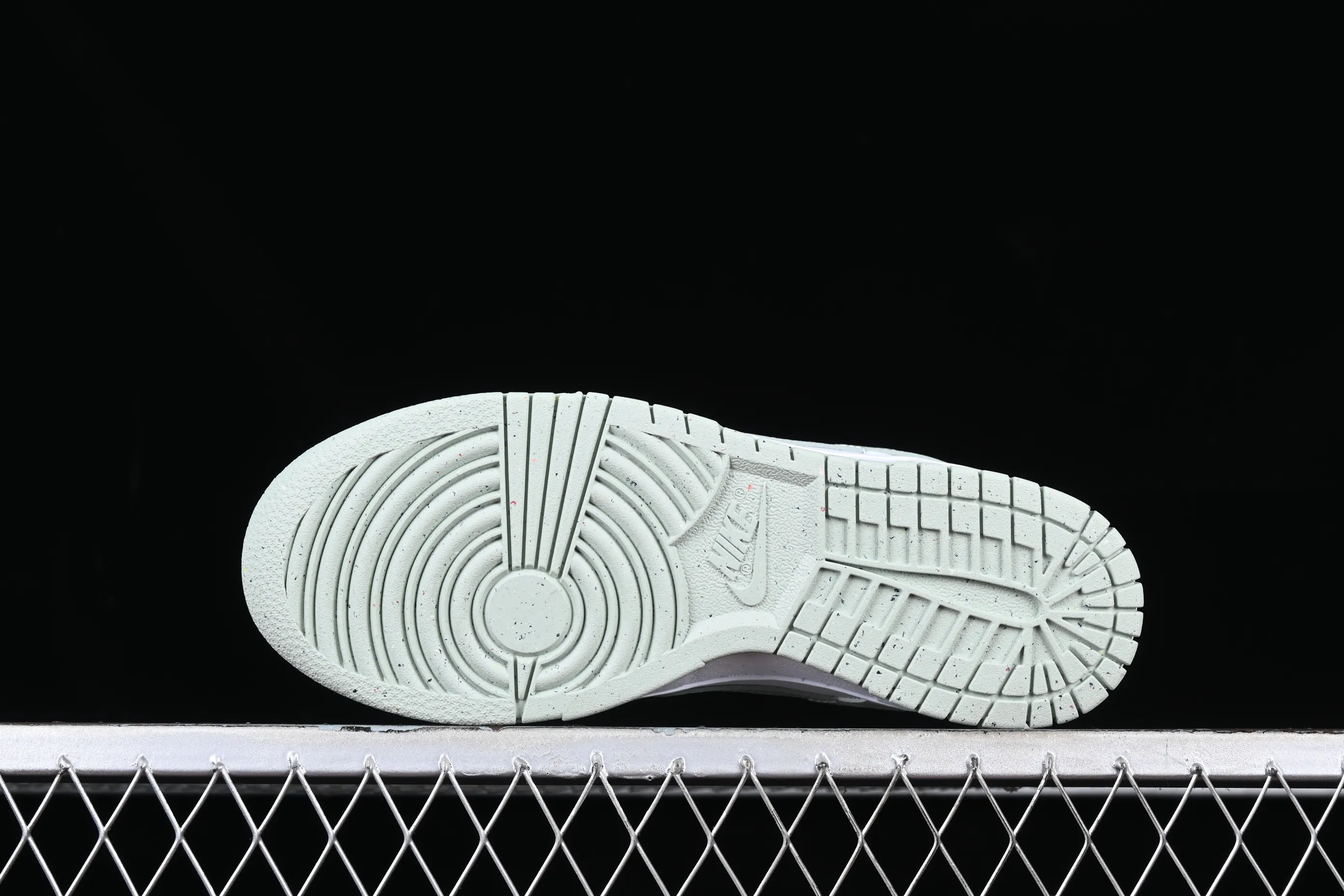 All categories Nk SB Dunk series Nk SB Dunk Low low-top sneakers Nk Dunk Low "White Mint" light green SB smashed backboard fashion casual sneakers DN1431-102